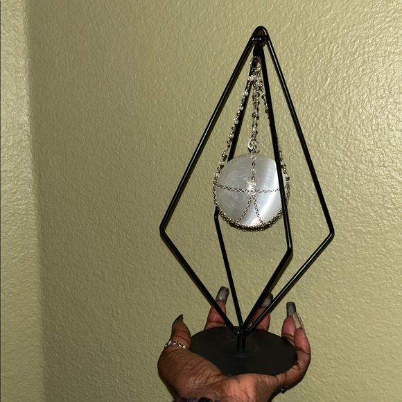 Glass Chips Black Geometric Sphere Holder & Sphere sold separately 🌹🌹 - Picture 5 of 5